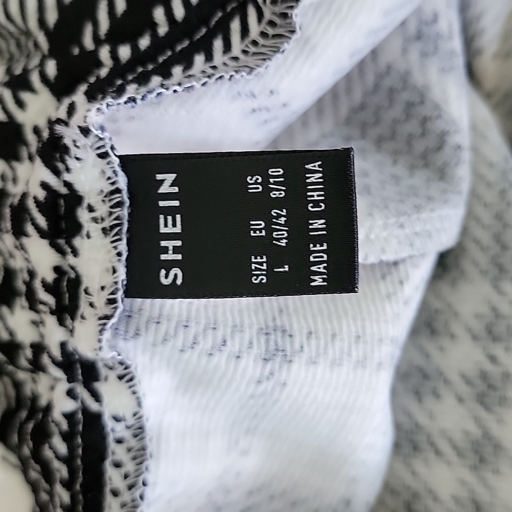 Shein pants - Picture 3 of 3